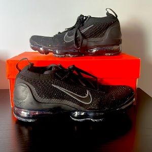 Gently used 2021 Black Vapormax